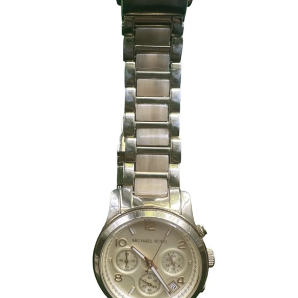 Michael Kors Watch - Picture 3 of 6